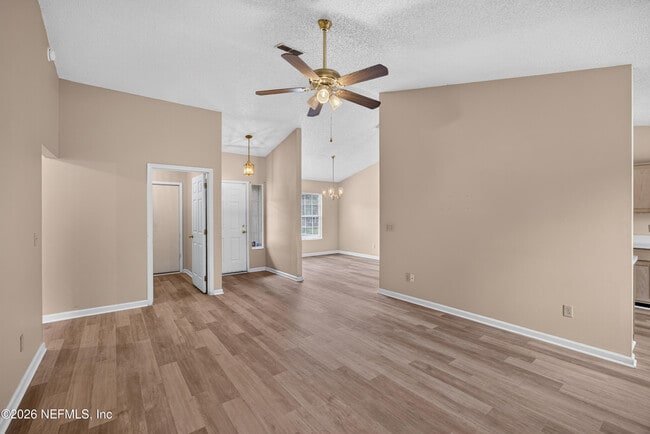 Building Photo - 6646 Shiloh Creek Dr