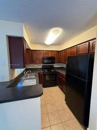 Building Photo - 7650 Westwood Dr