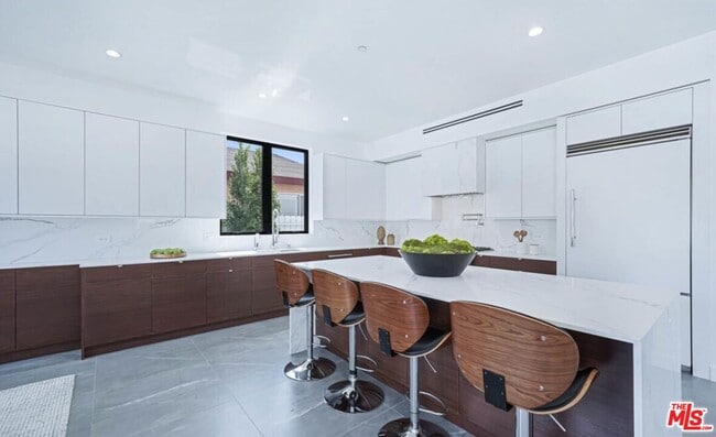 Building Photo - 4710 Berryman Ave