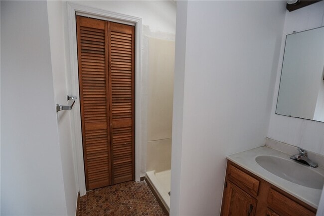 Building Photo - 11 Portsmouth Terrace