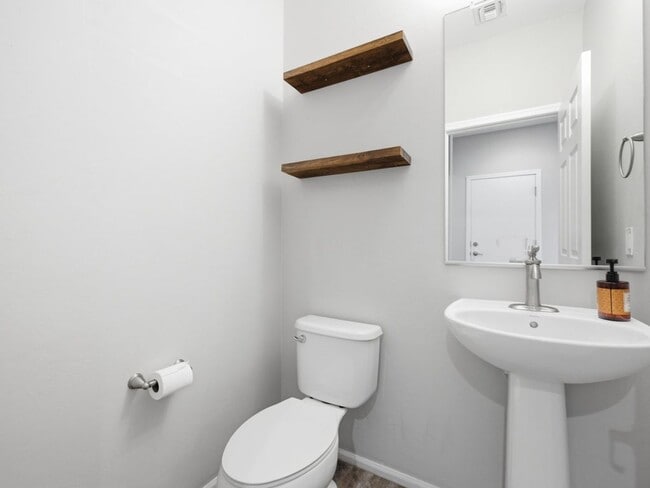 Building Photo - Spacious Two-Story Home with Open Living & Community Pool Access