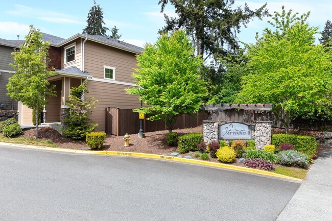 Building Photo - Beautiful 3 Bedroom 2.5 Bathroom Home in Bothell