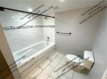 Building Photo - 1455 E 700 N