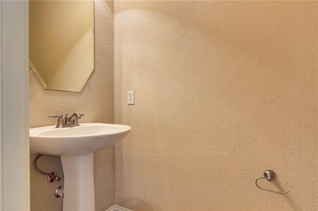 Building Photo - 703 Wood Mesa Ct