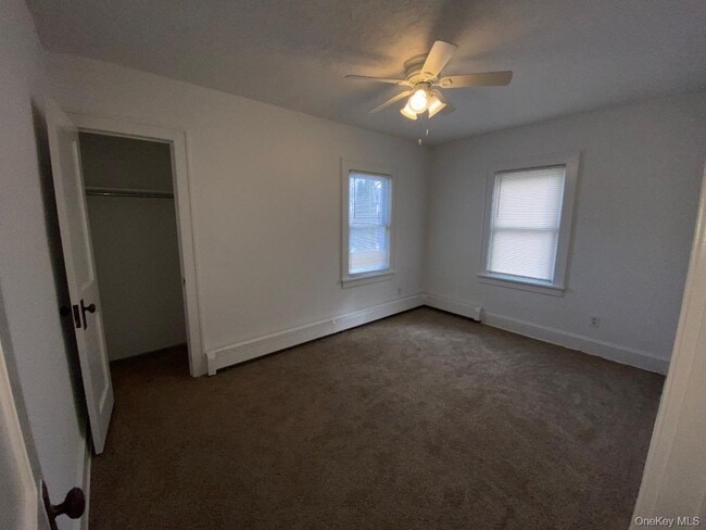 Building Photo - 56 Millspaugh Ln