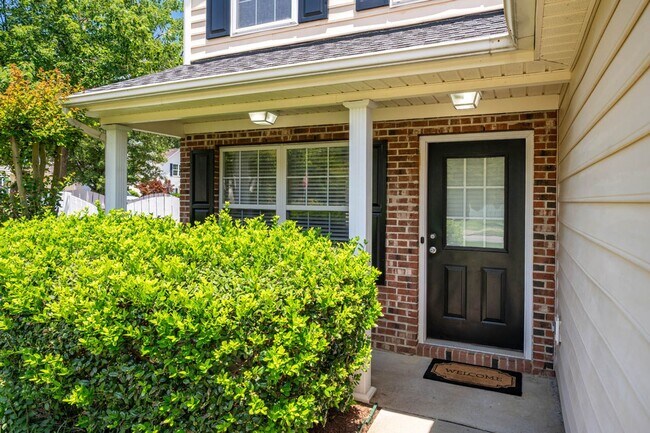 Building Photo - 101 Thorncrest Dr