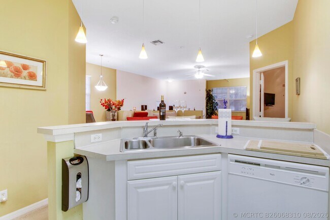 Building Photo - 108 Lighthouse Cir