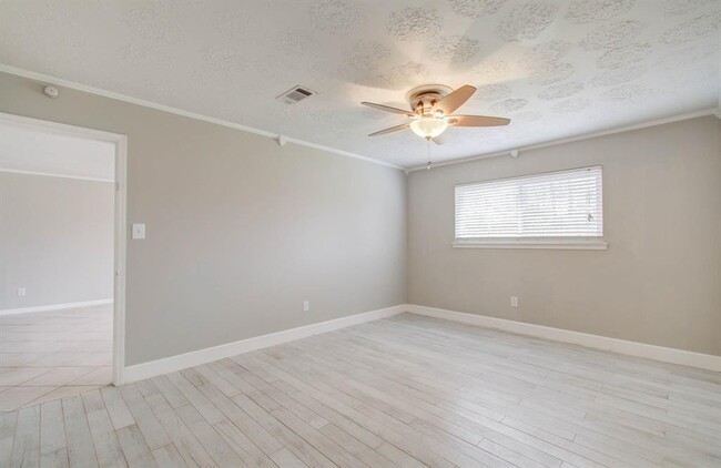 Building Photo - 17543 Methil Dr