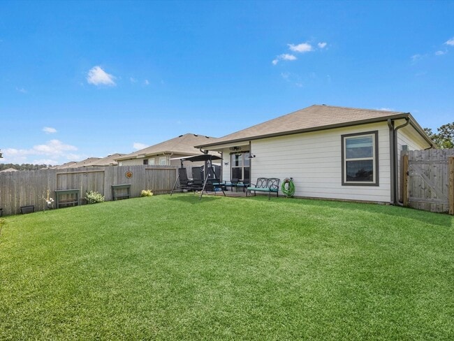 Building Photo - 323 Cumberland Forest Dr