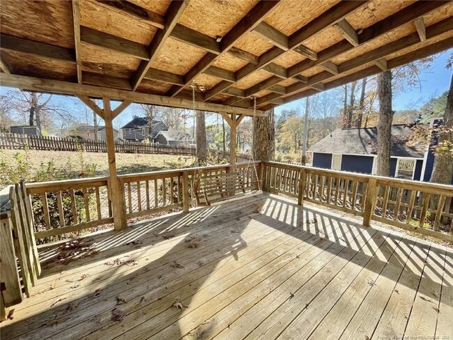 Building Photo - 360 Bahama Loop