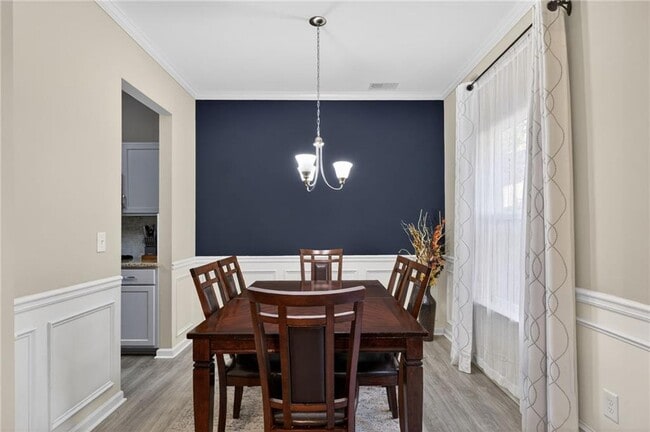 Building Photo - 94 Hill Crest Cir