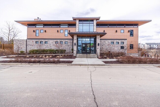 Building Photo - 3341 Roseford Blvd
