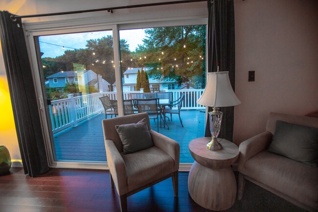 Building Photo - 107 Navaho Ct