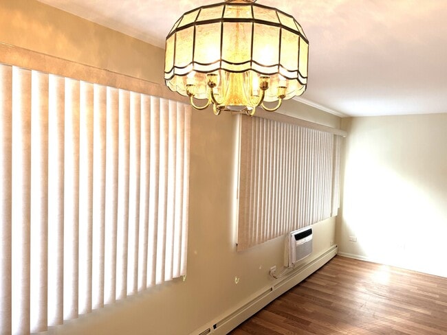 Building Photo - 8440 Skokie Blvd