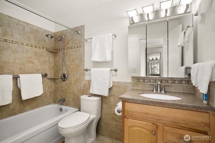 Bathroom - 9030 Seward Park Ave S