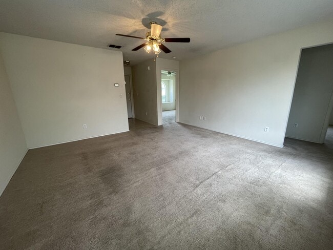 Building Photo - 7721 Wolf Dr