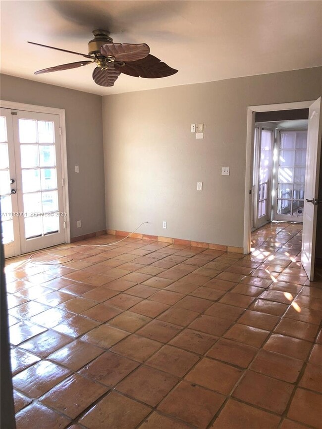 Building Photo - 1628 NE 4th Pl