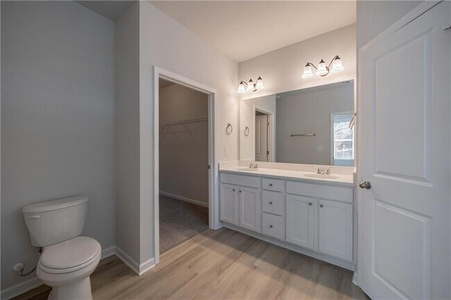 Building Photo - 853 Crossroads Ct