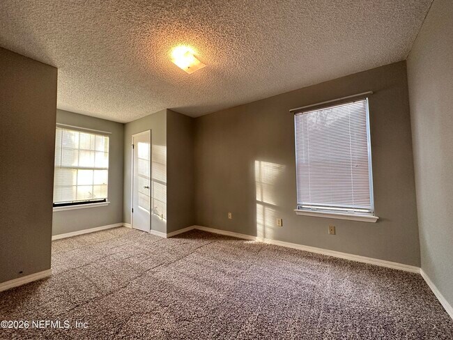 Building Photo - 1680 Sandy Hollow Loop