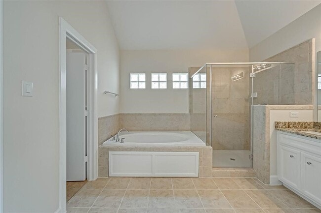 Building Photo - 11609 Main Cypress Dr