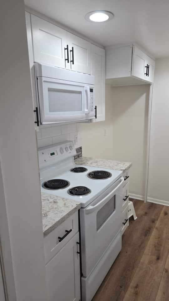 Building Photo - House for Rent