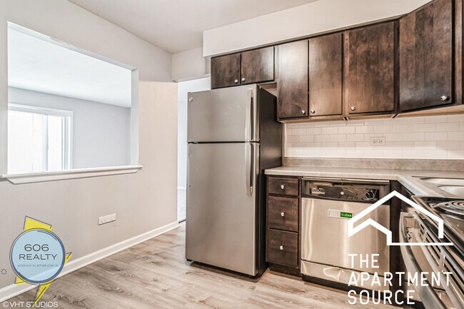 Building Photo - 110 N Kenilworth Ave