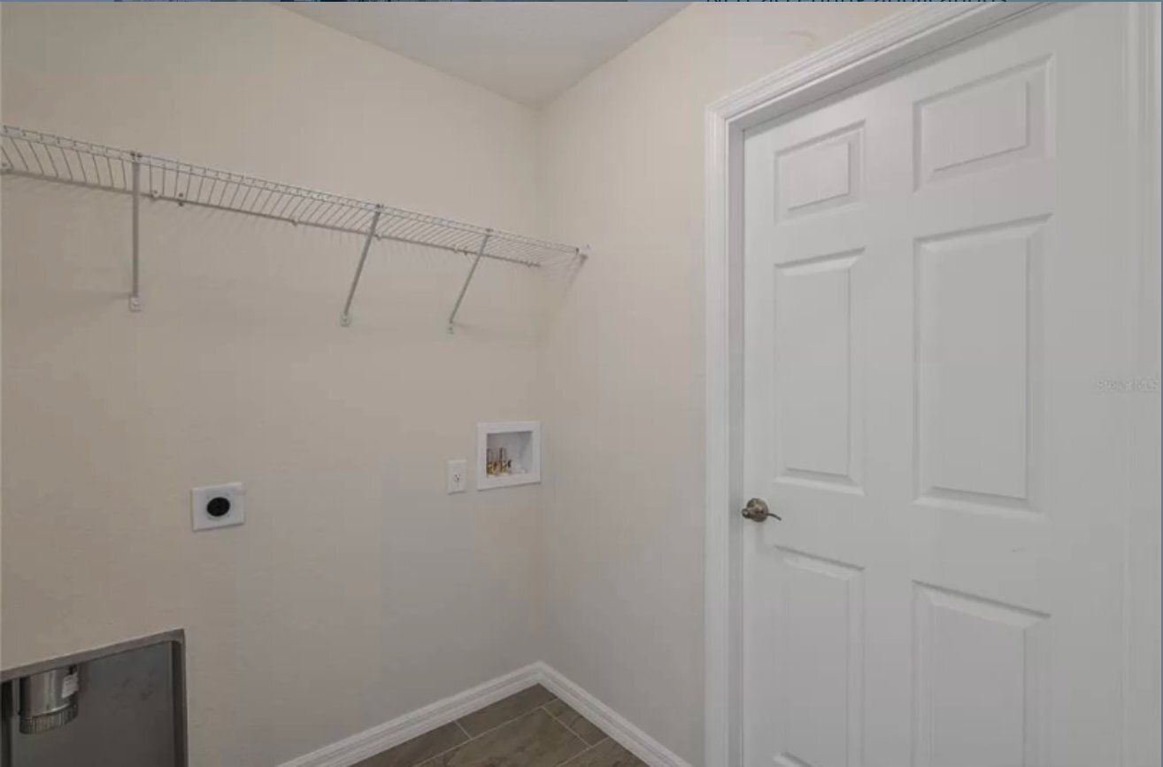 Building Photo - 3920 SW 138th St