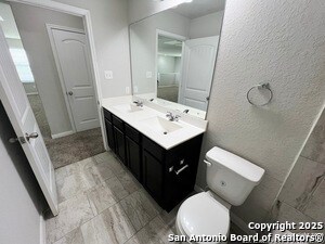 Building Photo - 9034 Holland Pk