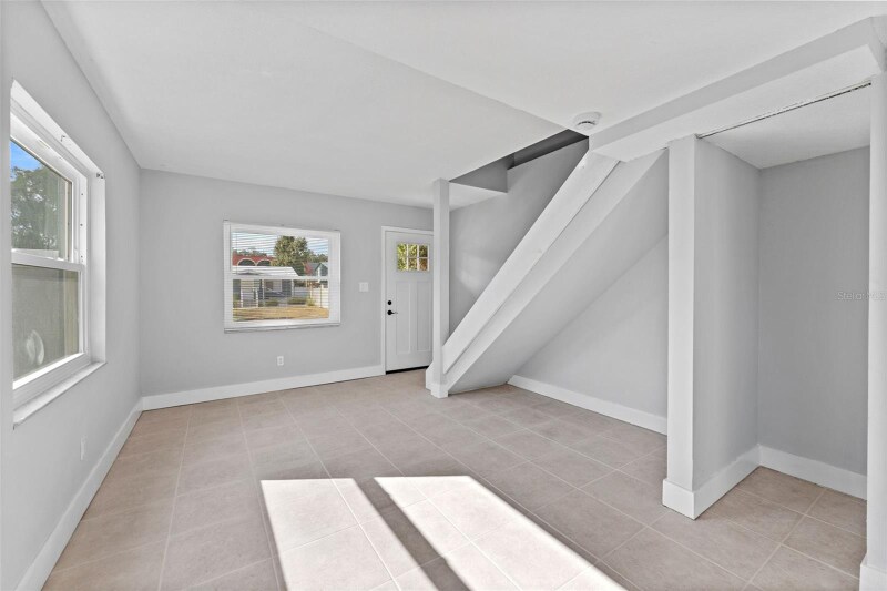 Building Photo - 8737 N Tangerine Pl