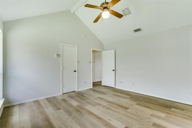 Building Photo - 331 Aspenway Dr
