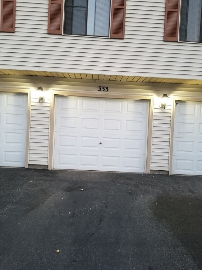 Building Photo - 333 Jefferson Ct