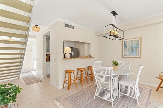 Building Photo - 8560 Violeta St