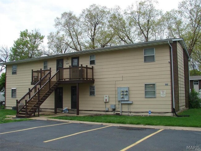 Building Photo - 304 Estate Dr