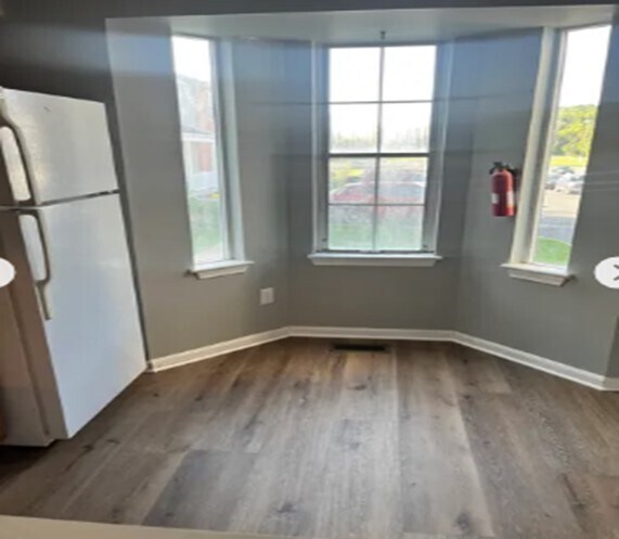 Building Photo - 539 Park Manor Cir