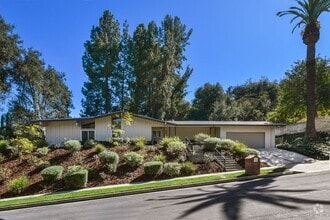 Building Photo - 16940 Adlon Rd