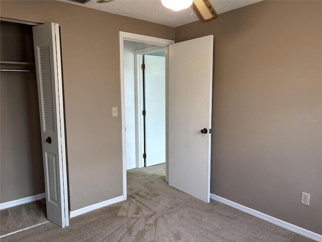 Building Photo - 1008 Lady Guinevere Dr