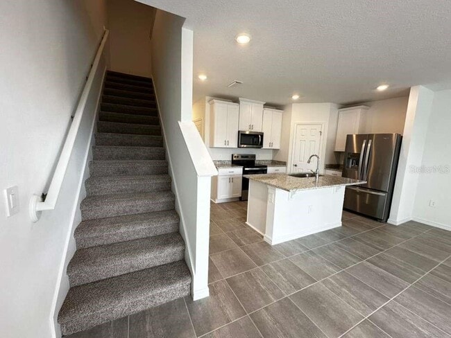 Building Photo - 16345 Bird of Paradise Ave