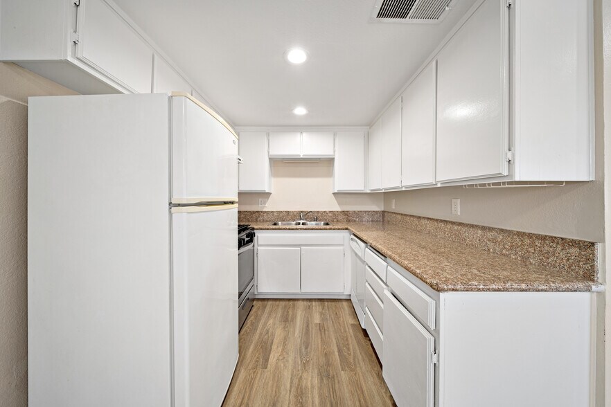 Building Photo - 1624 S 3rd St