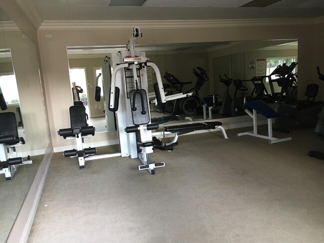 Gym Picture #1 - 20214 Cohasset St