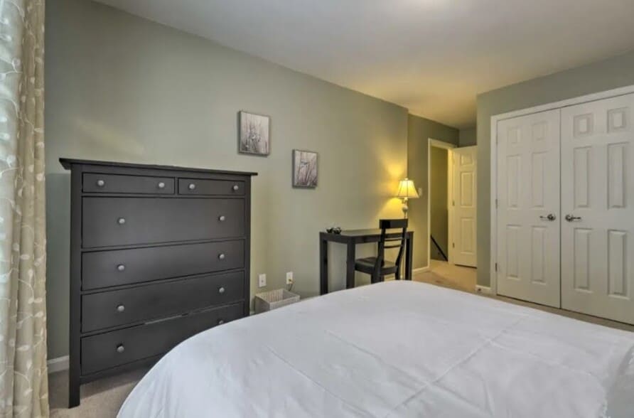 Building Photo - 4701 Blue Bird Ct