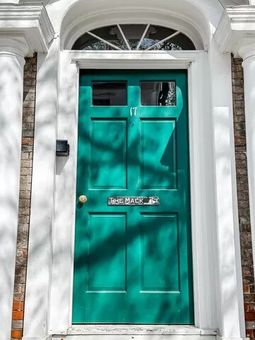 Building Photo - 17 Pickman St