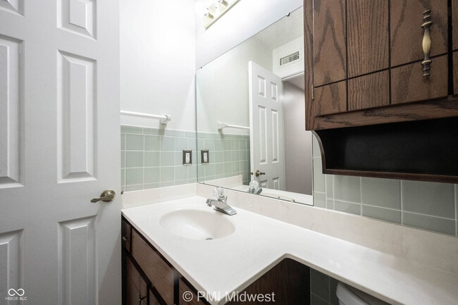 Building Photo - 860 Sable Ridge Dr