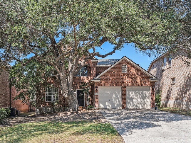 Building Photo - 2635 Lakehills