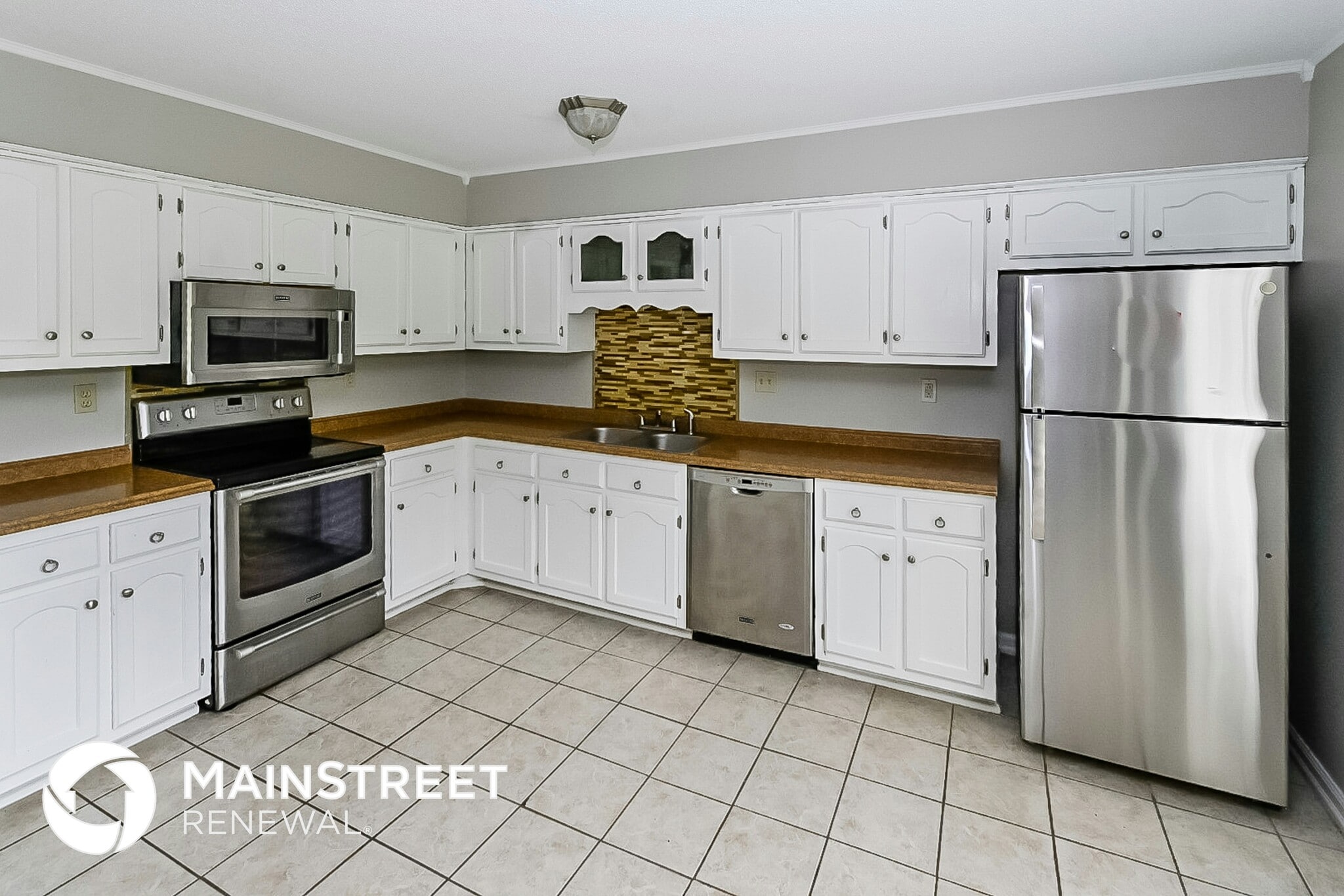 Building Photo - 3740 Ramblewood Dr