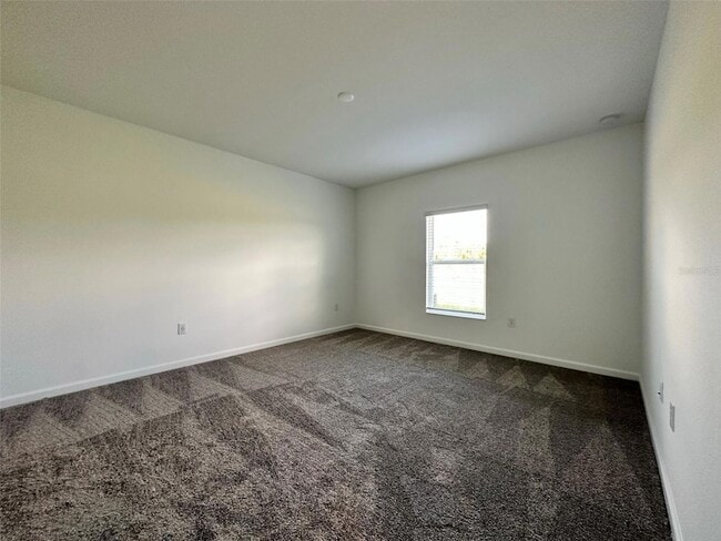 Building Photo - 335 Loch Ct