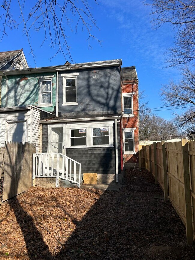 Building Photo - 531 Stuyvesant Ave