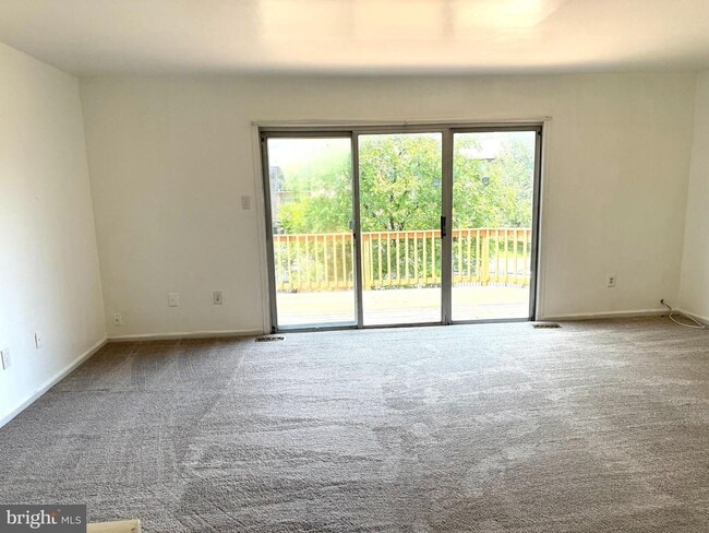 Building Photo - 3440 Cherry Hill Ct
