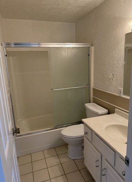 Building Photo - 3438 Villa Ridge