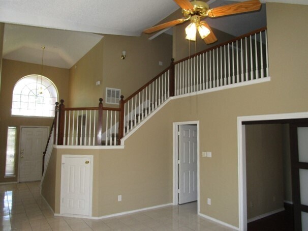 Building Photo - 7107 Grey Dawn Ln