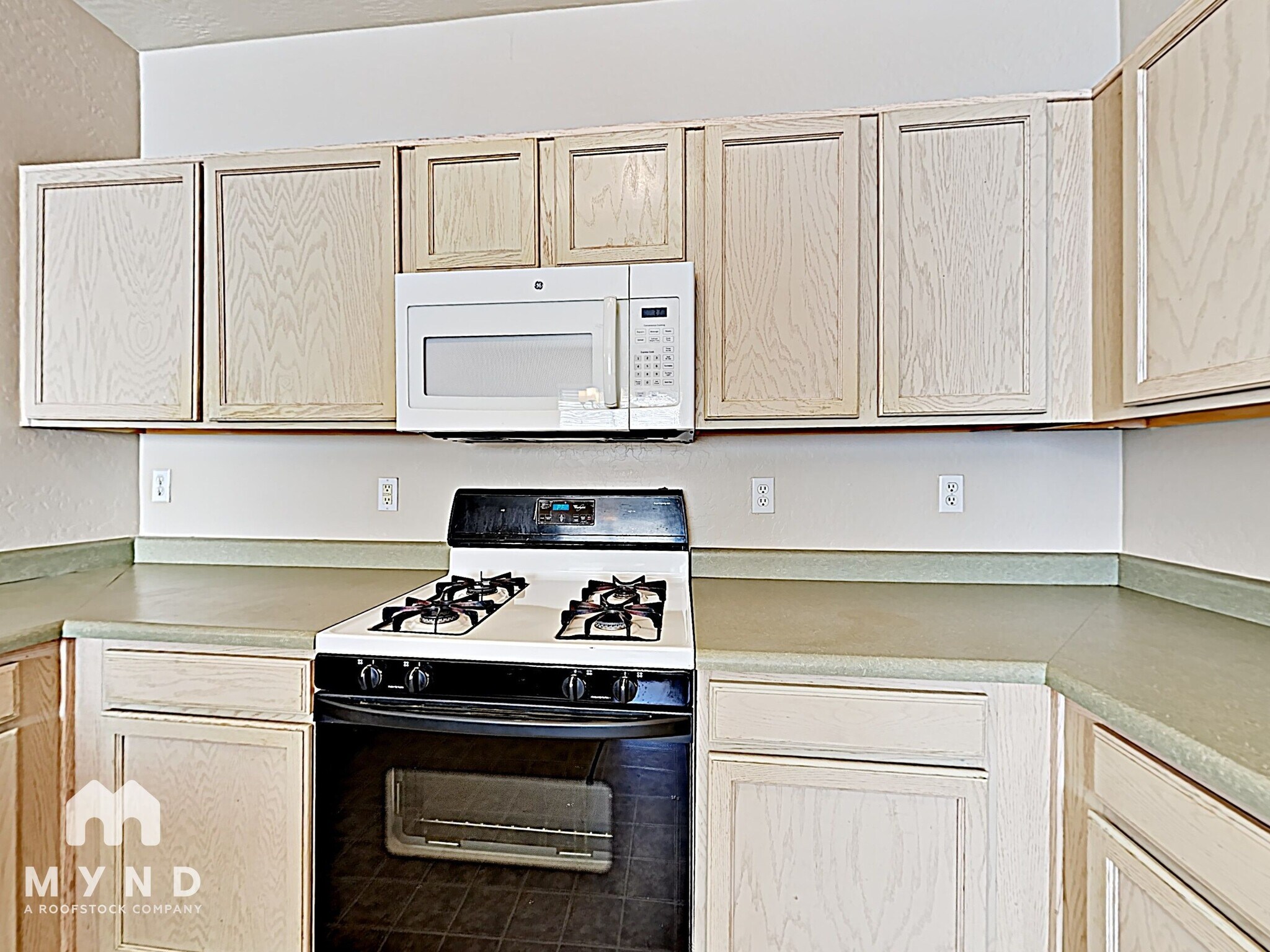 Building Photo - 11178 W Granada Rd